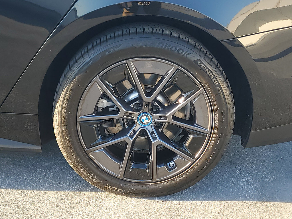 Used 2024 BMW i4 eDrive35 w/ Convenience Package RWD image 6