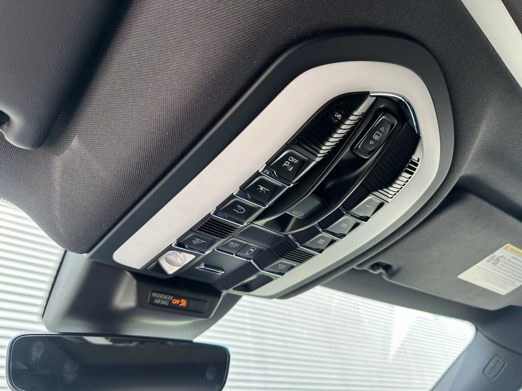 Certified 2026 Porsche Macan S AWD/4WD image 37