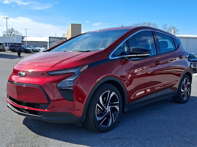 Used 2023 Chevrolet Bolt LT w/ Infotainment Package image 1