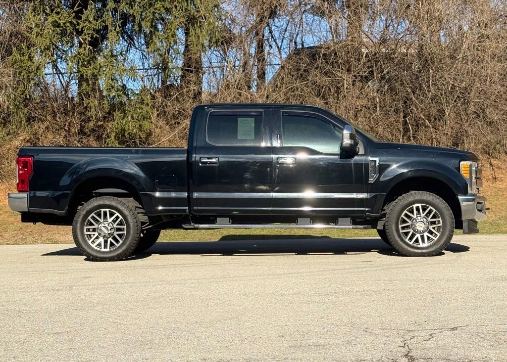 Used 2017 Ford F350 Lariat w/ Lariat Value Package image 3