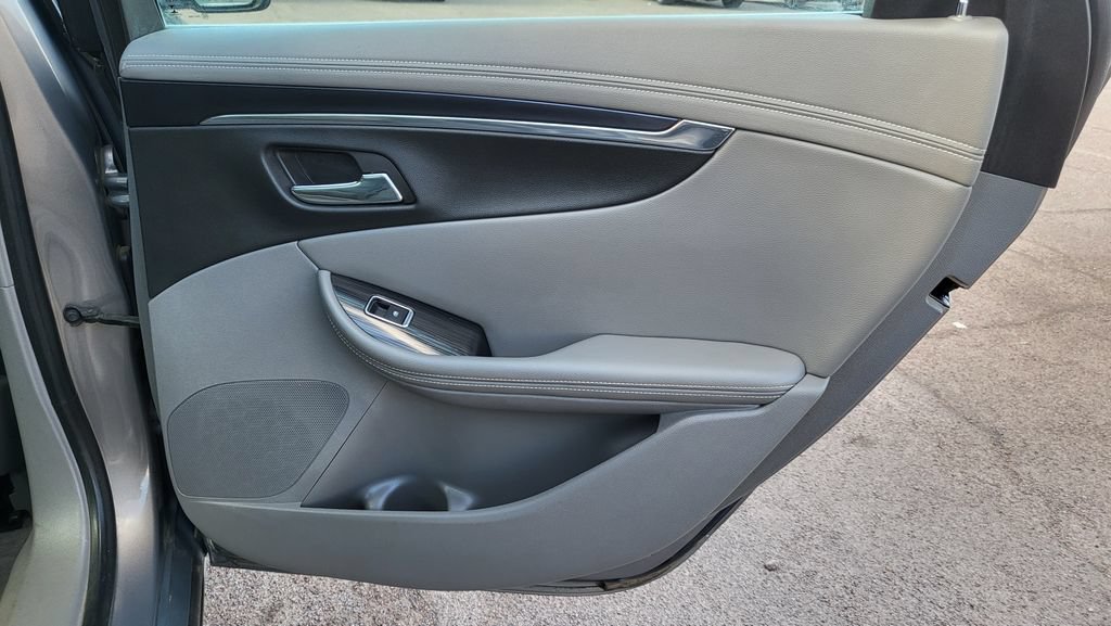 Used 2018 Chevrolet Impala LT w/ LT Leather Package FWD image 19