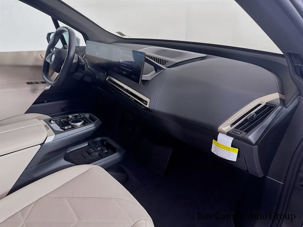 Used 2024 BMW iX xDrive50 w/ Sport Package image 3
