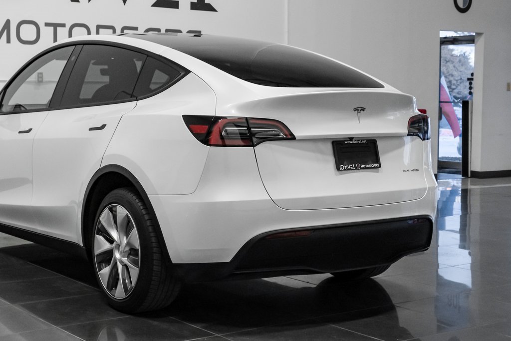 Used 2023 Tesla Model Y Long Range image 15