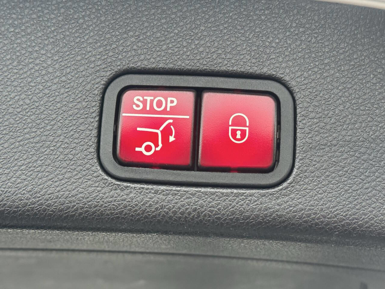Used 2013 Mercedes-Benz GL 450 4MATIC image 16