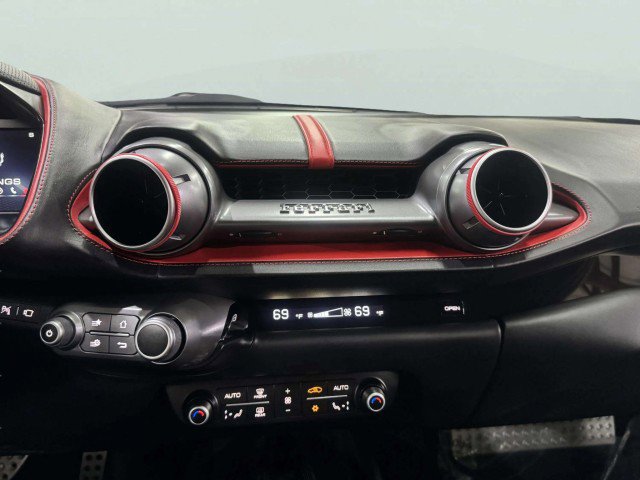 Used 2019 Ferrari 812 Superfast RWD image 49