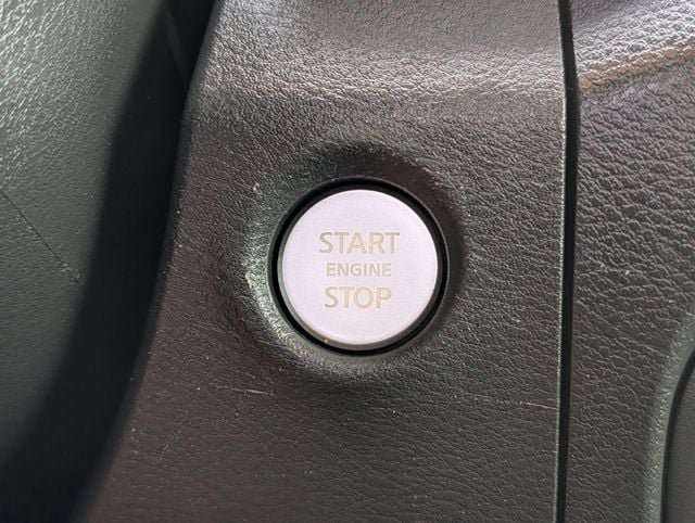 Used 2022 Nissan Frontier S w/ Technology Package RWD image 18