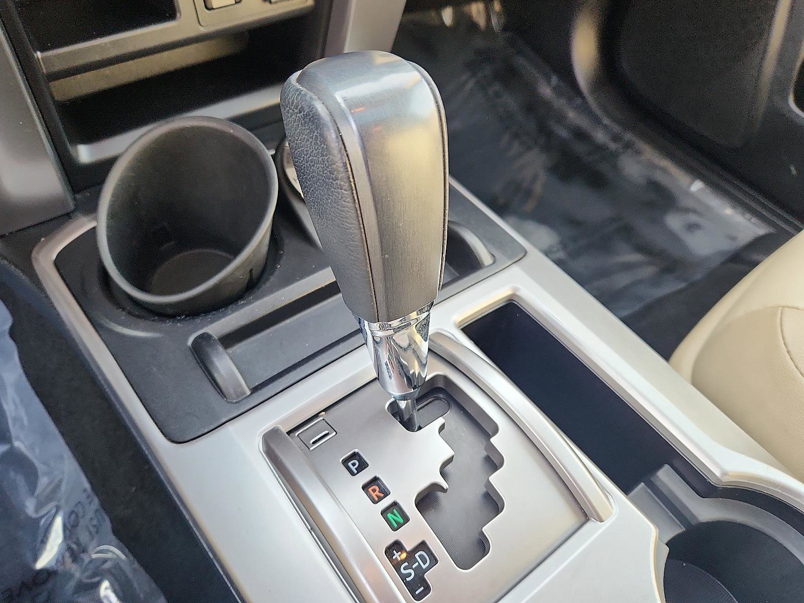 Used 2018 Toyota 4Runner SR5 Premium image 15