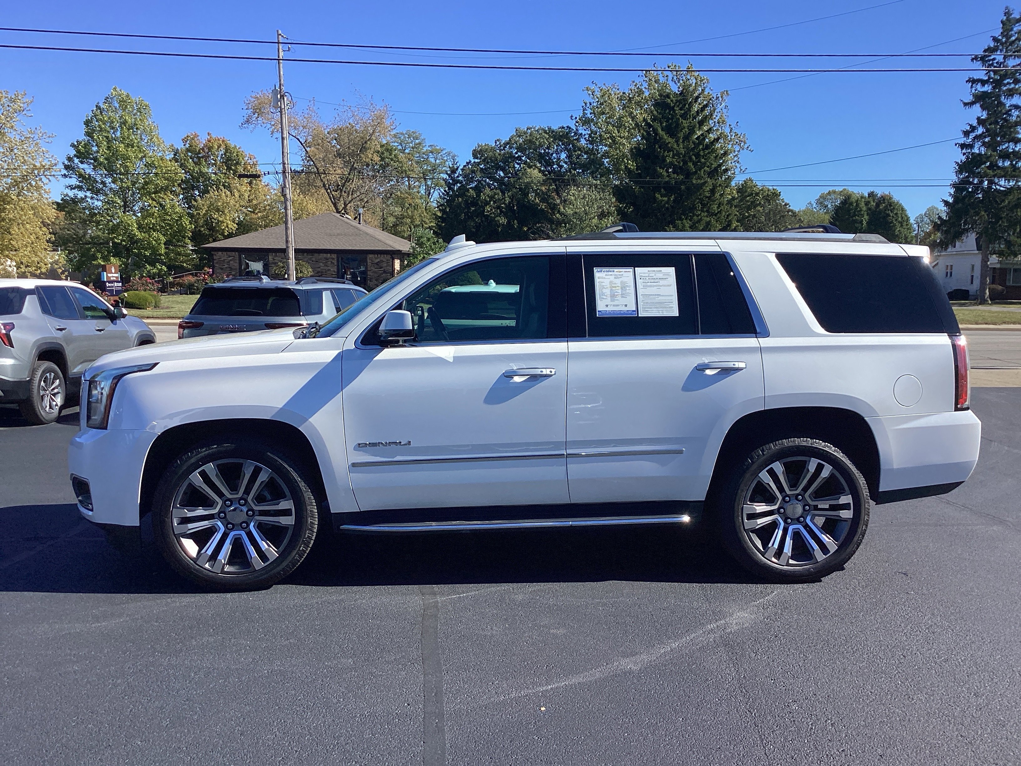 Used 2018 GMC Yukon Denali w/ Open Road Package image 3