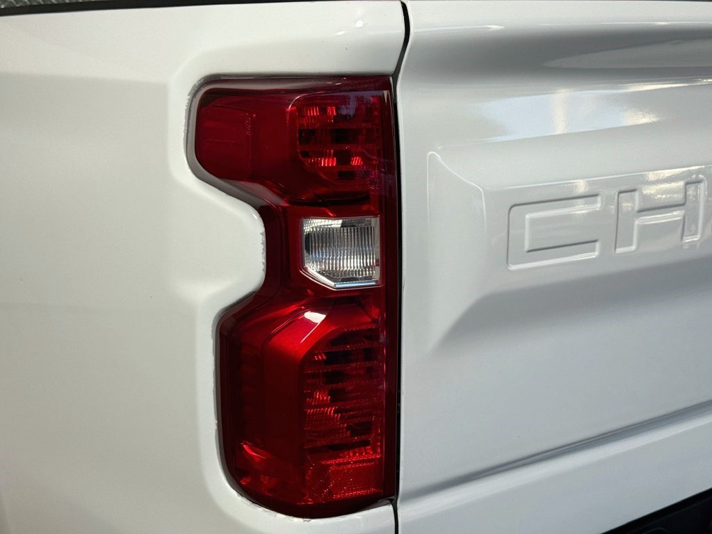 Used 2022 Chevrolet Silverado 1500 W/T RWD image 29