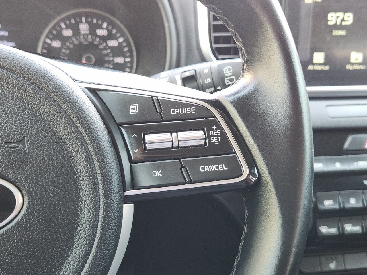 Used 2021 Kia Sportage EX FWD image 27