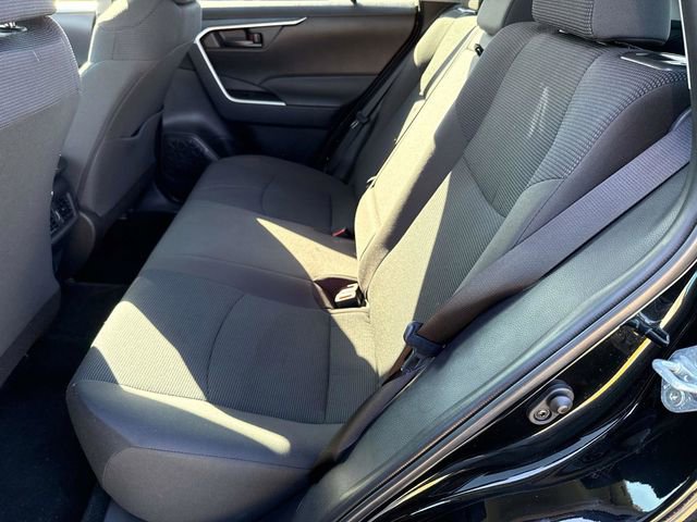 Used 2024 Toyota RAV4 LE image 17