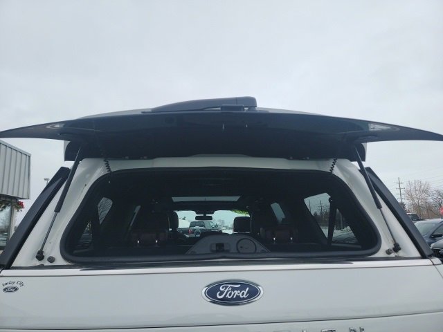 Used 2024 Ford Expedition Max Limited image 14