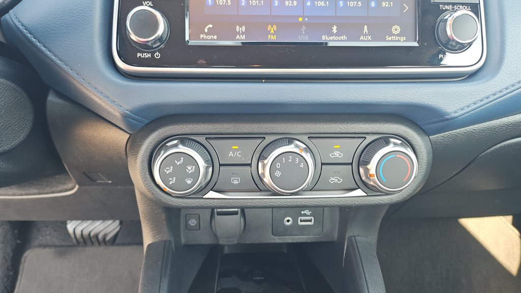 Certified 2025 Nissan Versa SV w/ Trunk Package FWD image 12