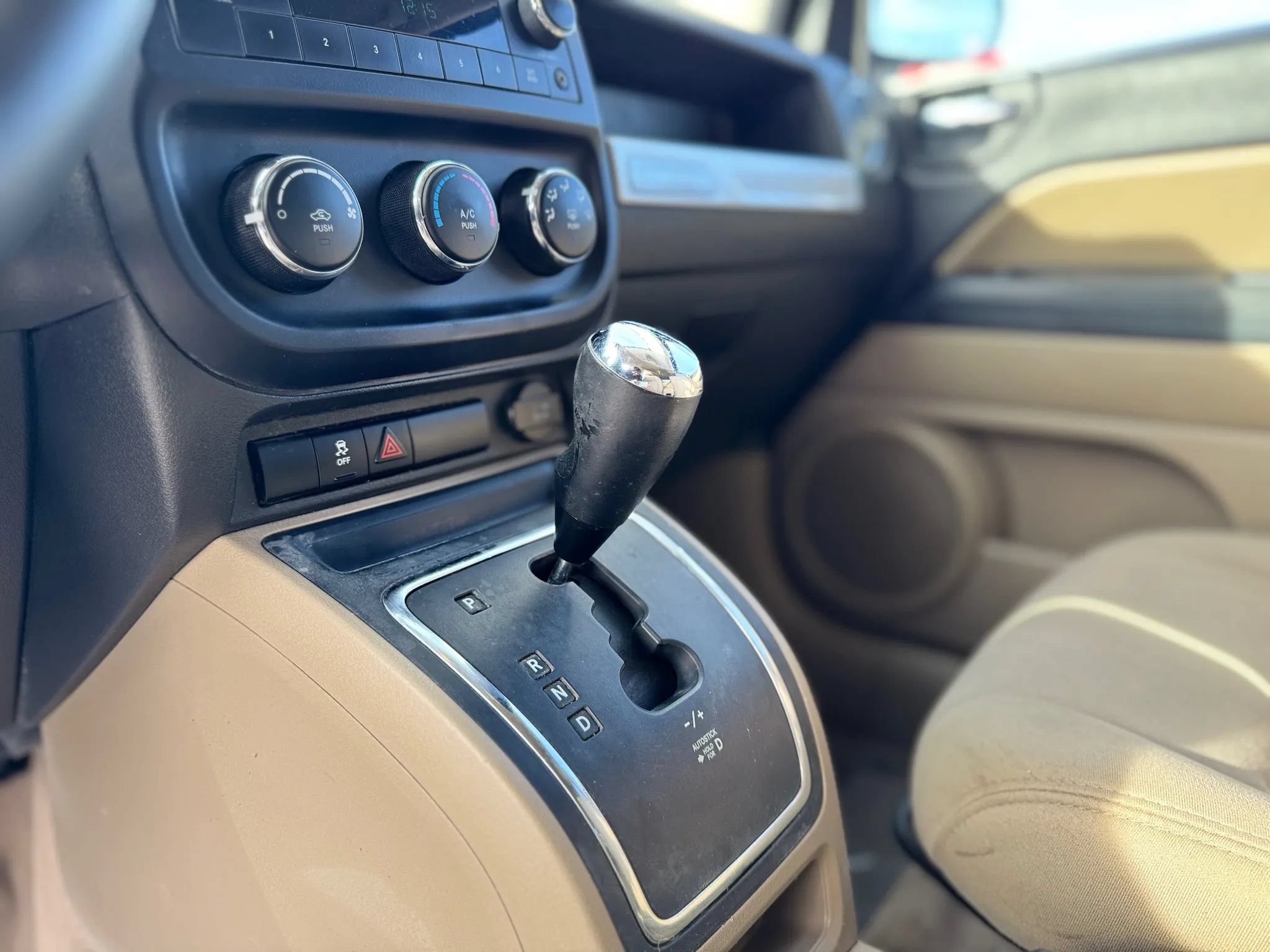 Used 2014 Jeep Compass Sport w/ Power Value Group FWD image 15