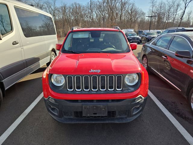 Used 2017 Jeep Renegade Latitude w/ Popular Equipment Group image 2