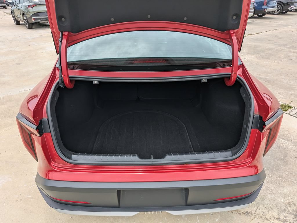 Certified 2025 Kia K4 FWD image 12