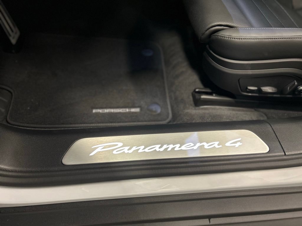 New 2026 Porsche Panamera 4 AWD/4WD image 11