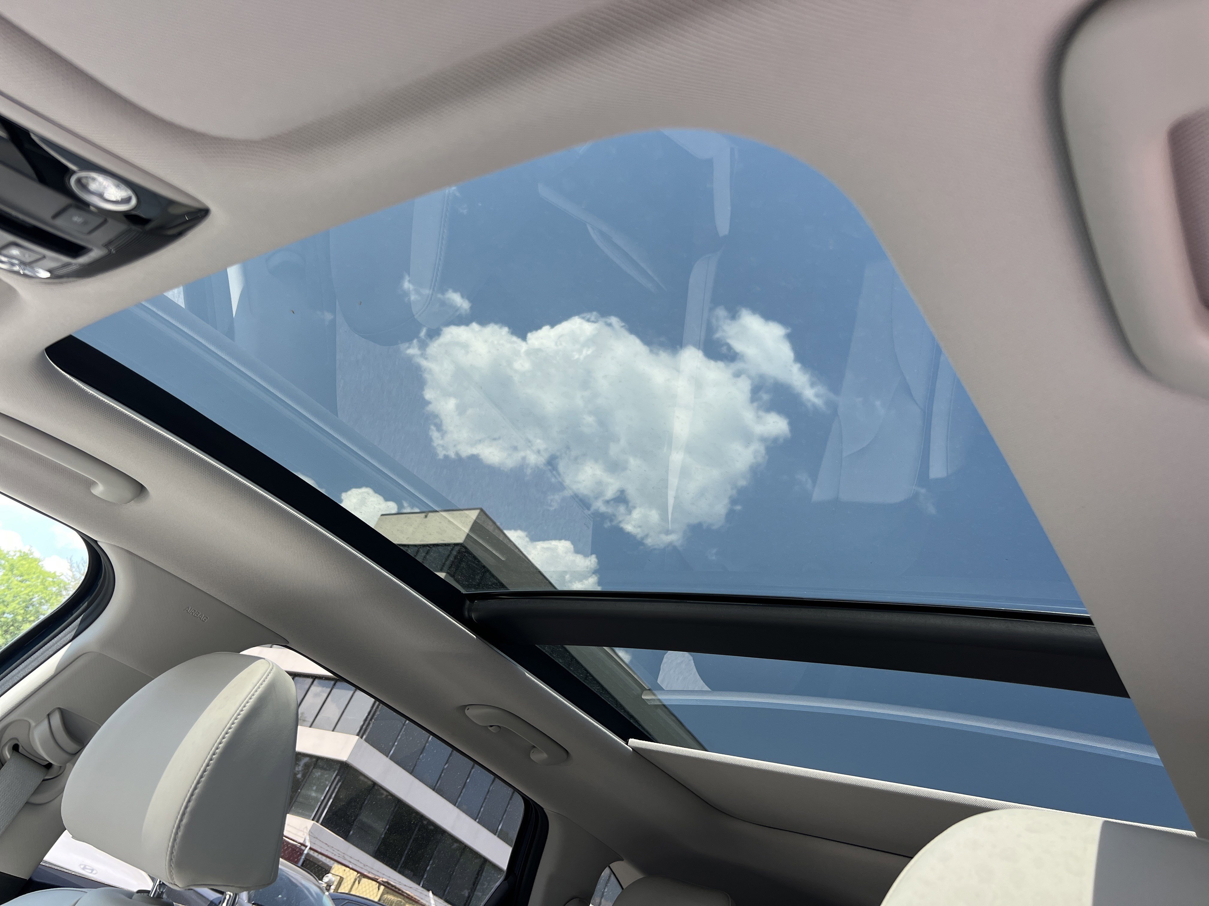 Used 2025 Kia Sorento EX w/ Panoramic Sunroof Package image 32