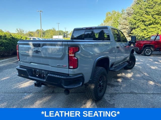 Used 2025 Chevrolet Silverado 2500 ZR2 w/ Technology Package AWD/4WD image 4