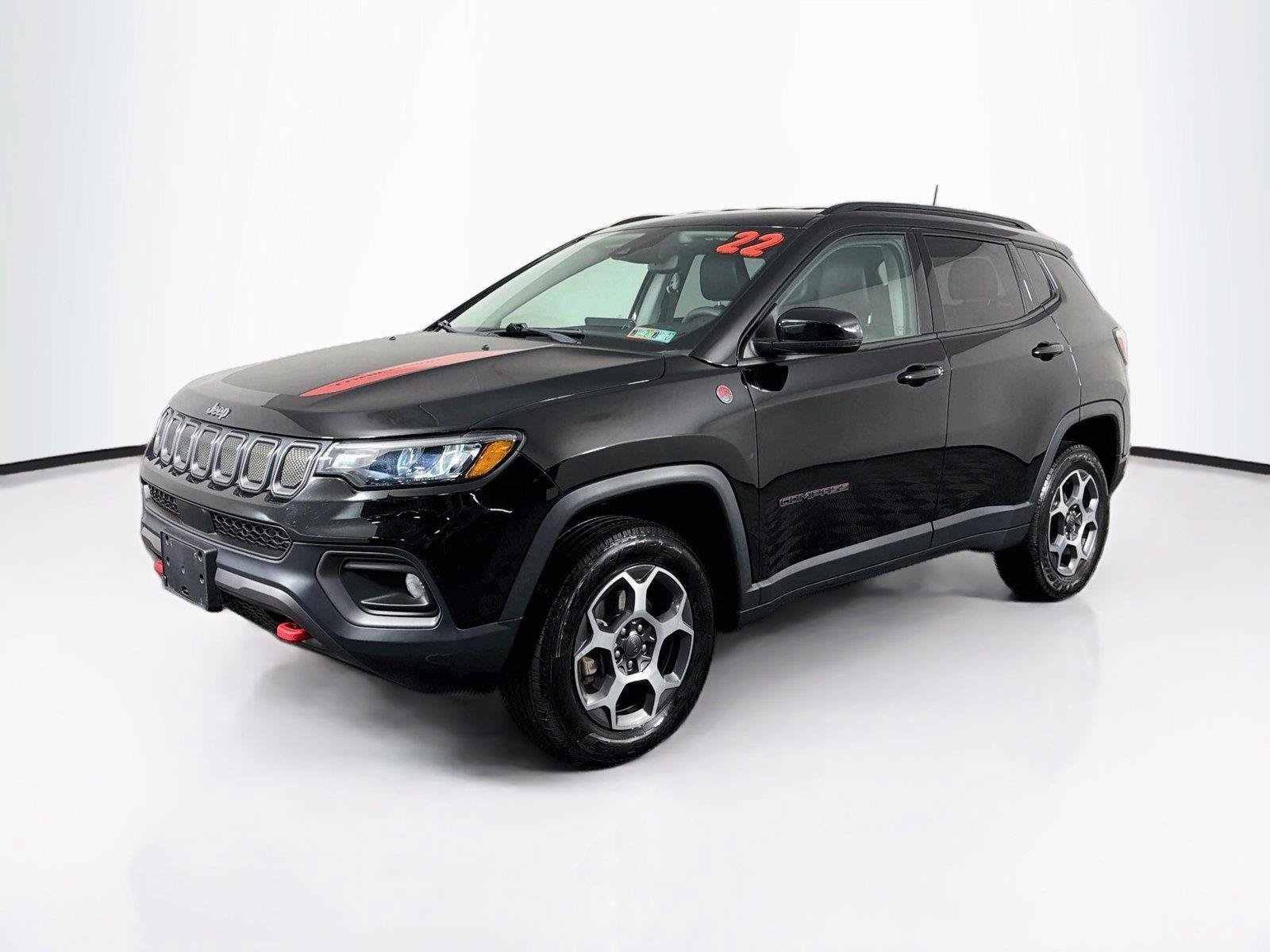 Used 2022 Jeep Compass Trailhawk AWD/4WD image 7