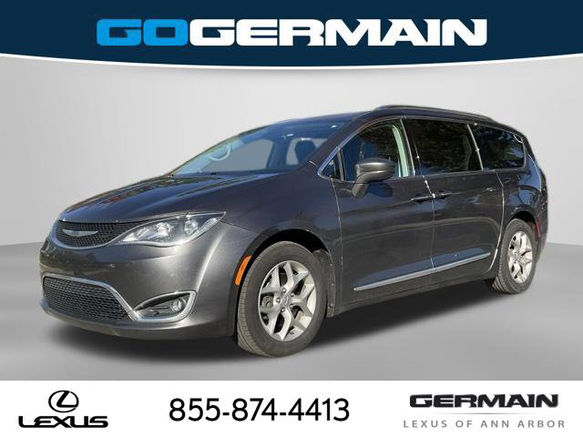Used 2018 Chrysler Pacifica Touring-L Plus w/ Tire & Wheel Group