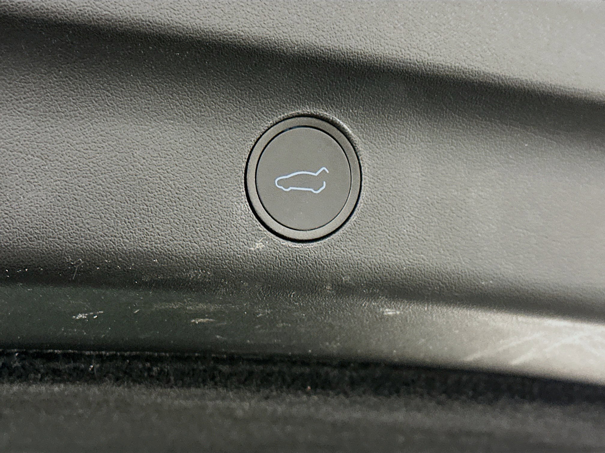 Used 2023 Tesla Model Y Long Range image 29