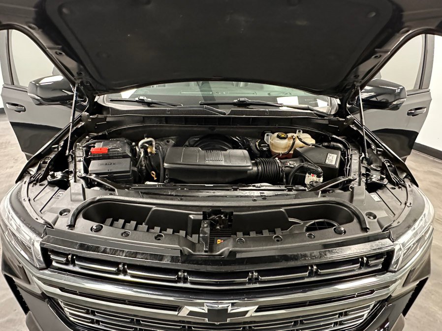 Used 2021 Chevrolet Suburban RST w/ Luxury Package image 53