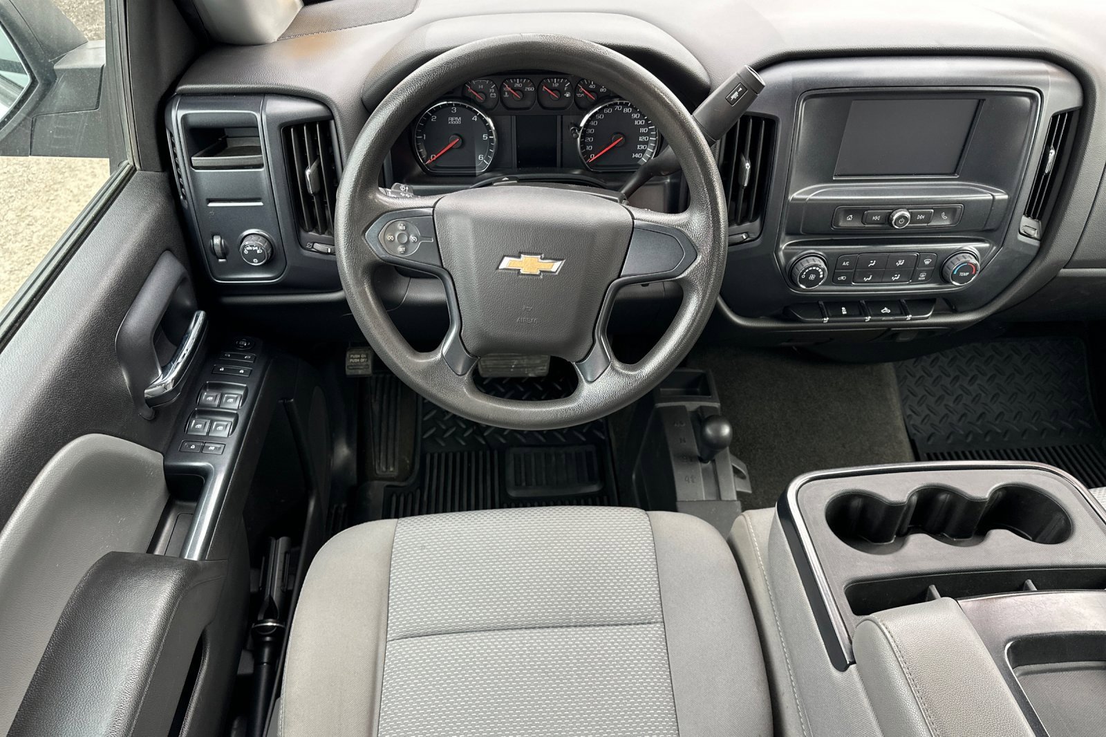 Used 2018 Chevrolet Silverado 1500 Custom w/ Custom Convenience Package image 15
