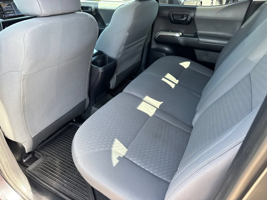 Used 2020 Toyota Tacoma SR5 RWD image 19