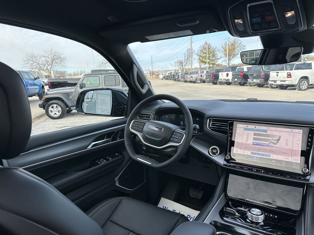 New 2026 Jeep Grand Wagoneer L 4WD w/ Premium Group I image 58