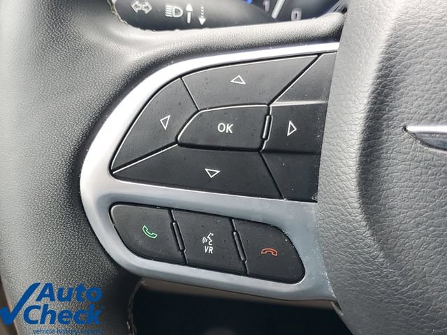 Used 2024 Chrysler Pacifica Touring-L FWD image 21