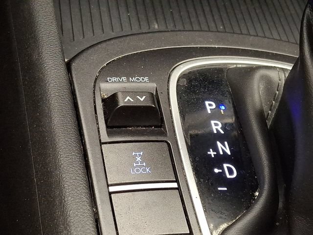 Certified 2025 Hyundai Kona SEL AWD/4WD image 28