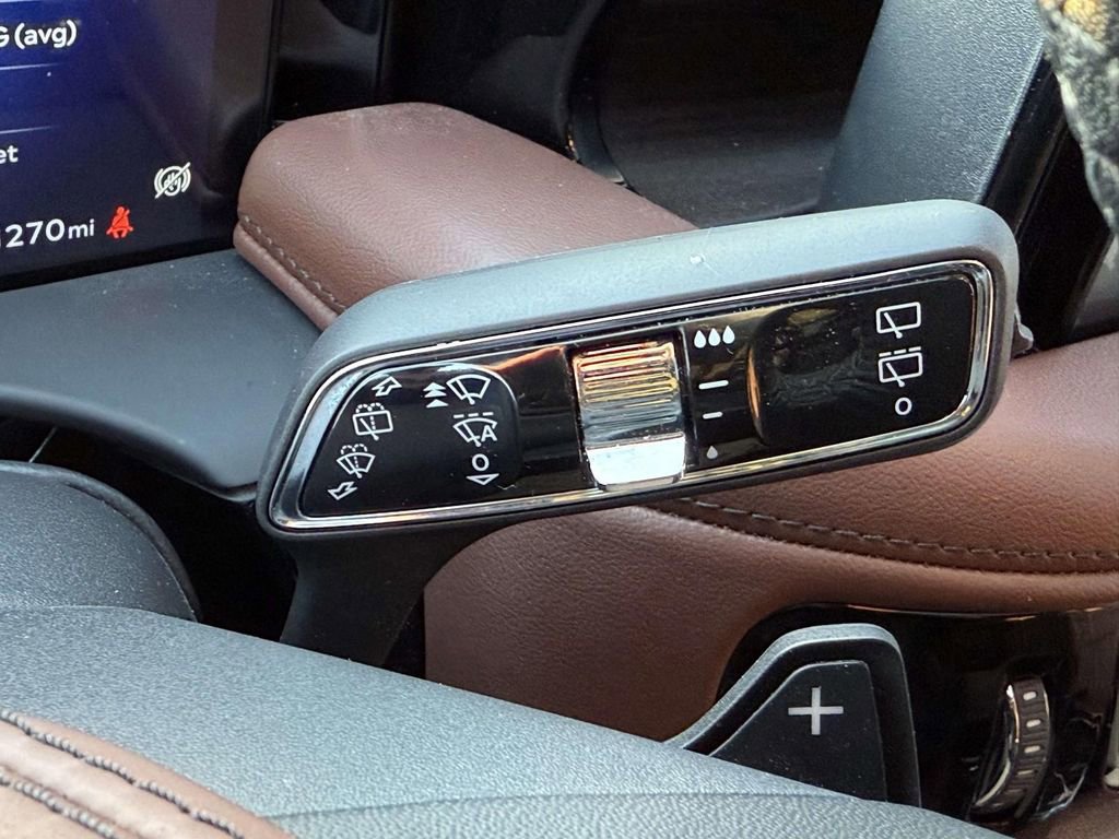 Used 2025 Lincoln Aviator Reserve image 27