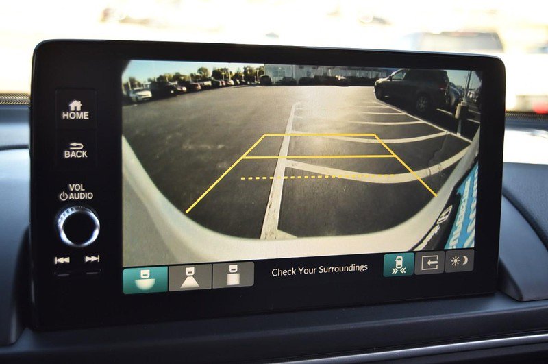 New 2025 Honda Pilot Touring image 13