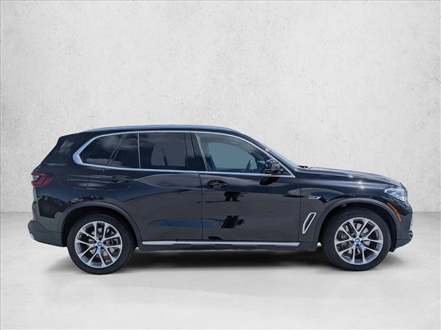 Used 2023 BMW X5 xDrive45e w/ Executive Package AWD/4WD image 4