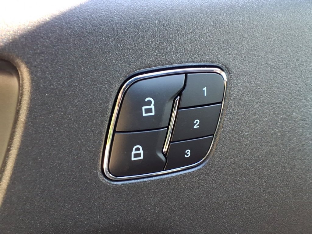 New 2026 Ford Bronco Sport Outer Banks w/ Outer Banks Tech Package+ AWD/4WD image 17