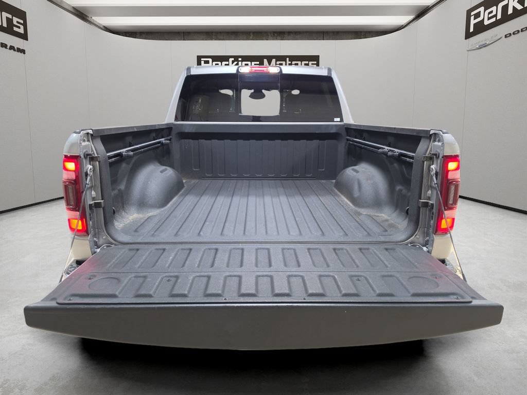 Used 2024 RAM 1500 Laramie AWD/4WD image 13