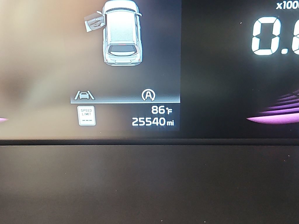 Certified 2023 Kia Soul EX FWD image 13