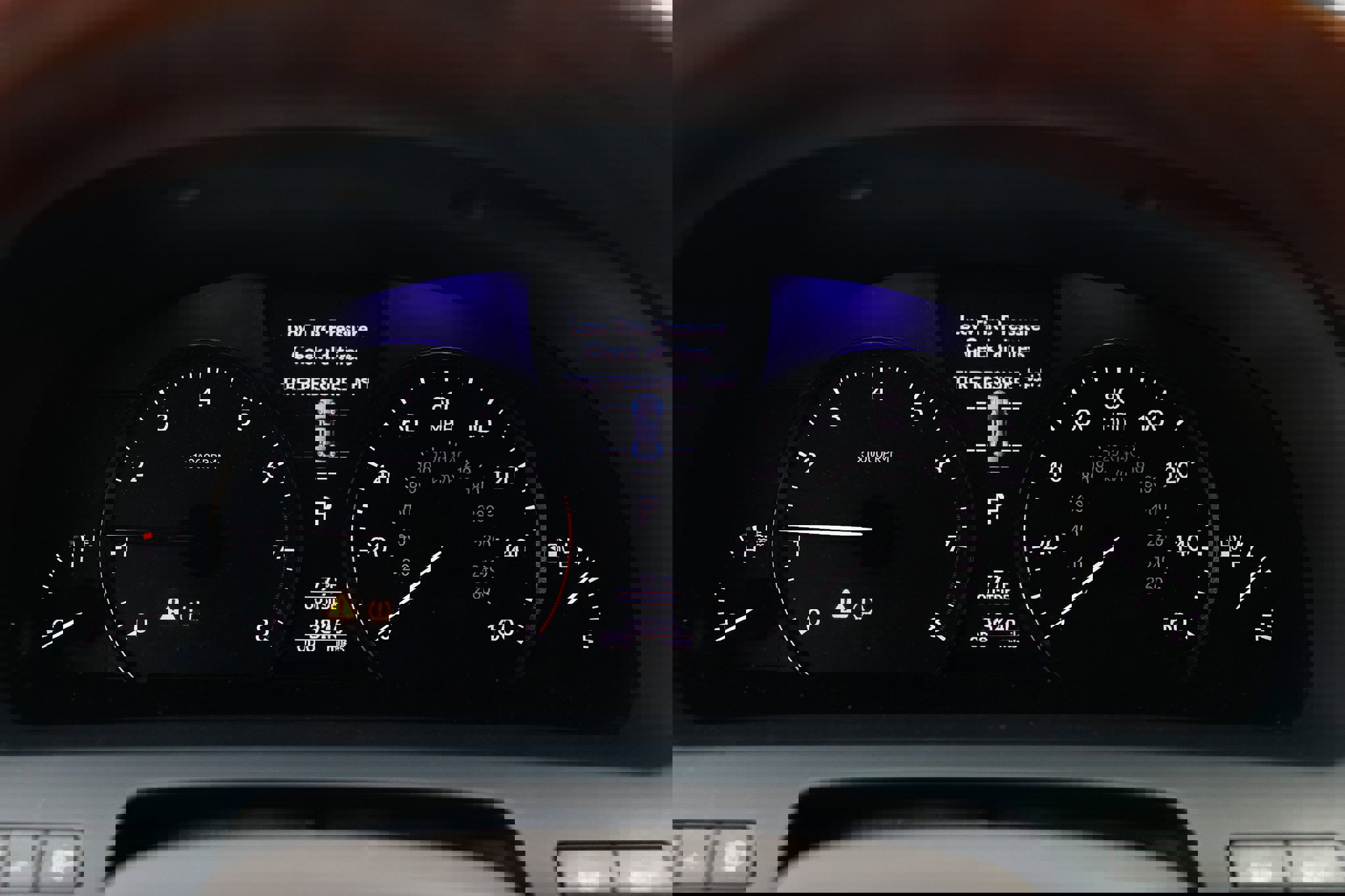 Used 2015 Lexus LS 460 image 34