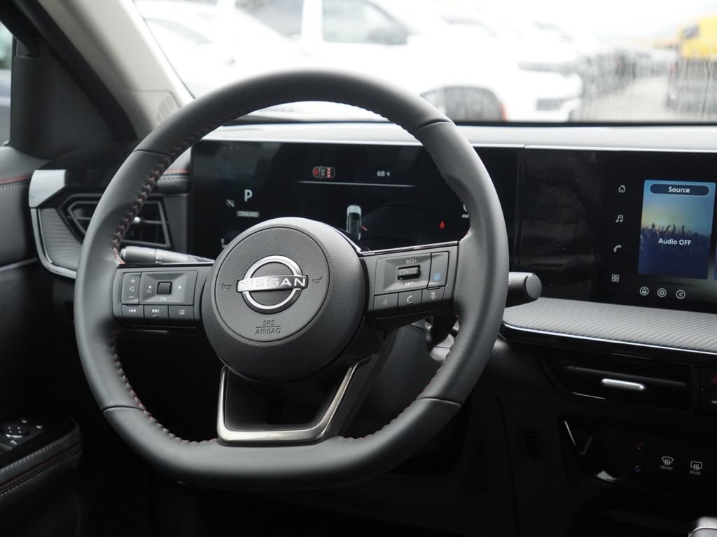 New 2026 Nissan Kicks SR FWD image 24