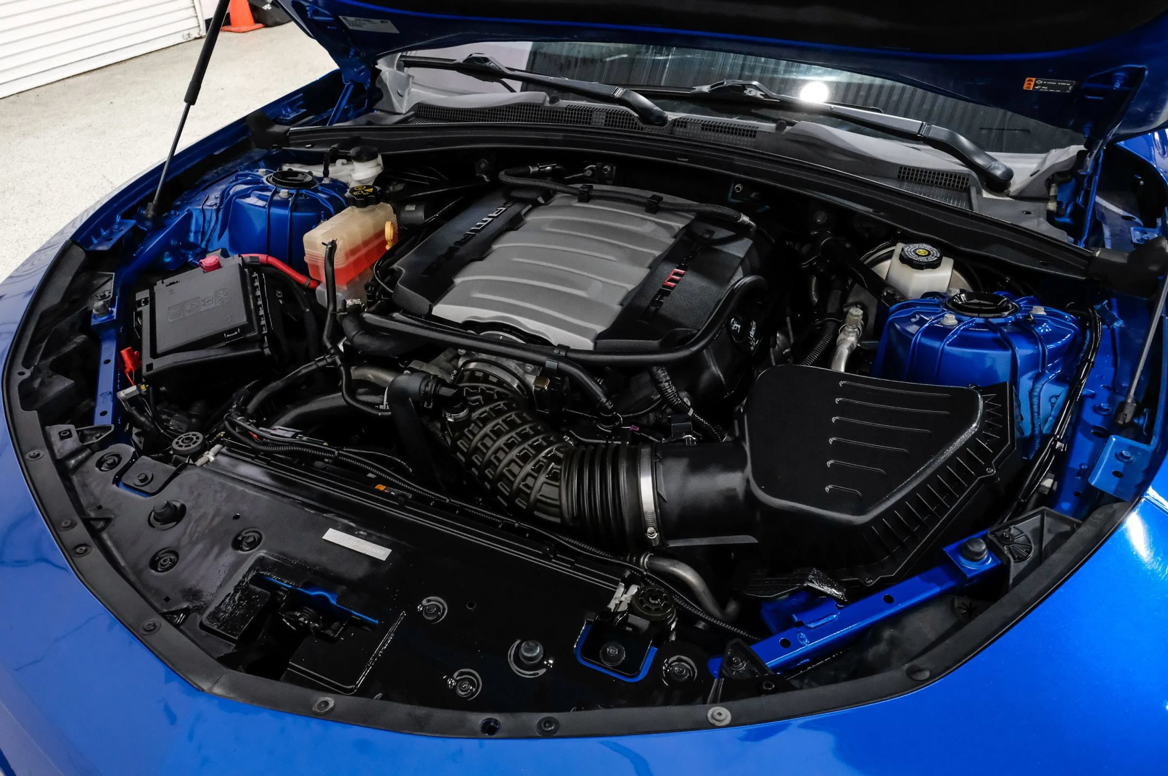 Used 2017 Chevrolet Camaro SS RWD image 48