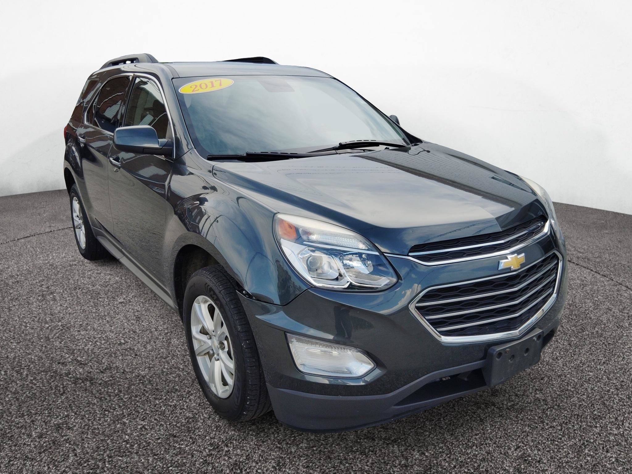 Used 2017 Chevrolet Equinox LT w/ Convenience Package FWD image 1
