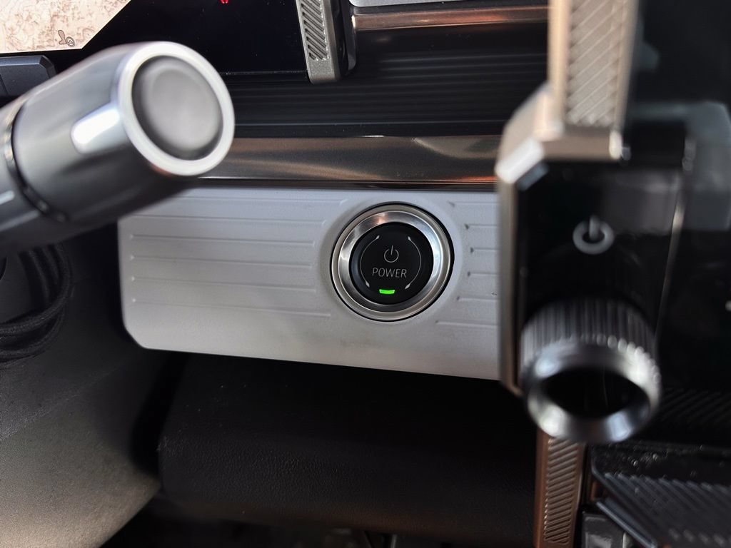 Used 2025 GMC Hummer EV 3X AWD/4WD image 16