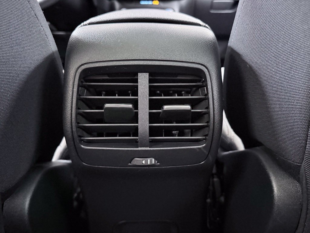 Used 2020 Ford Escape SE FWD image 32