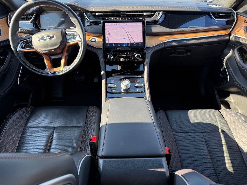 Used 2023 Jeep Grand Cherokee Summit image 14
