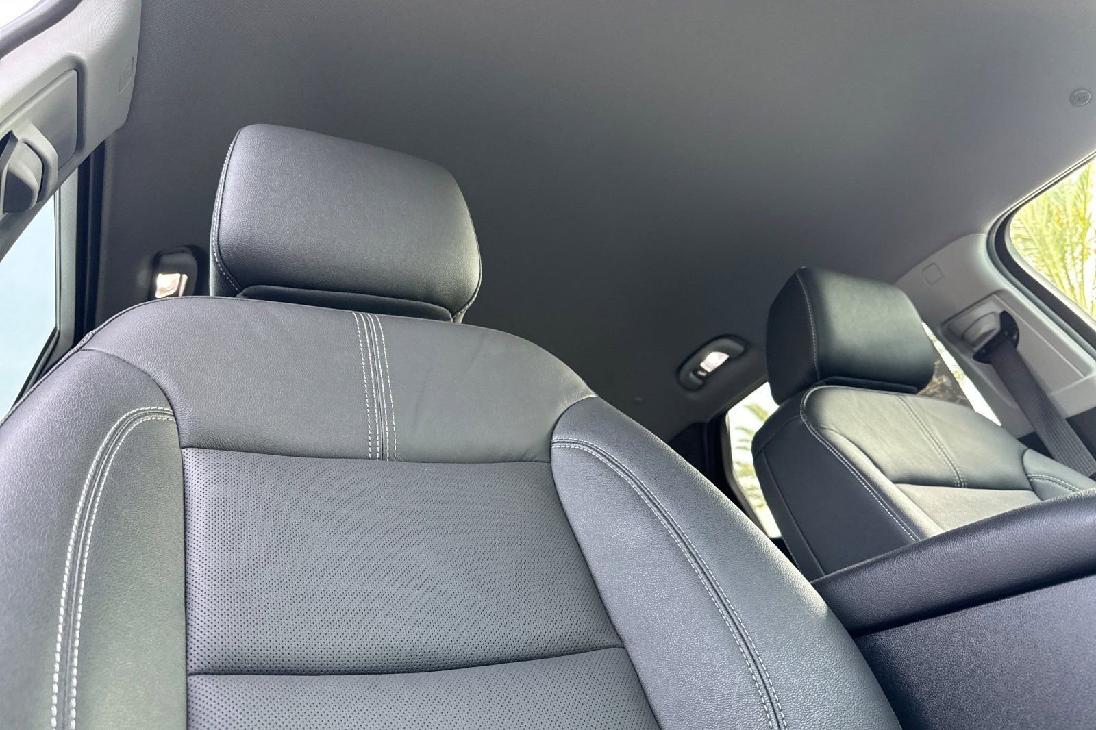 Certified 2025 Chevrolet Blazer LT w/ Sound & Technology Package image 18