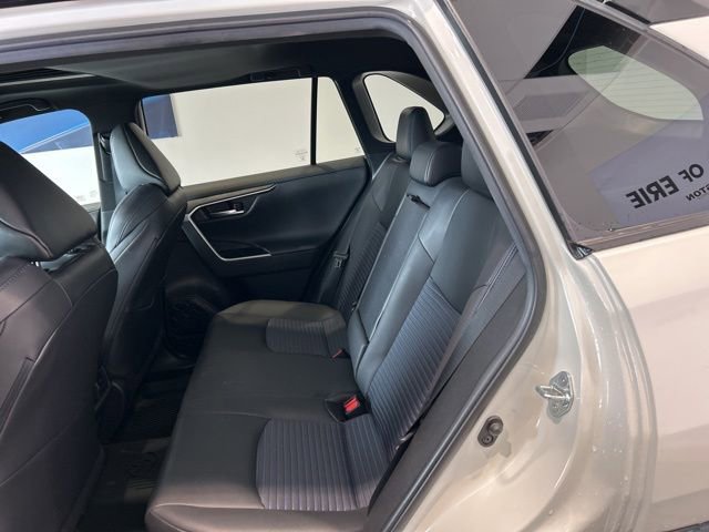 Used 2021 Toyota RAV4 XSE w/ XSE Grade Weather Package AWD/4WD image 16