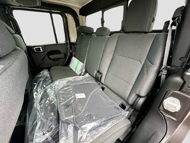 New 2026 Jeep Gladiator Sport AWD/4WD image 23
