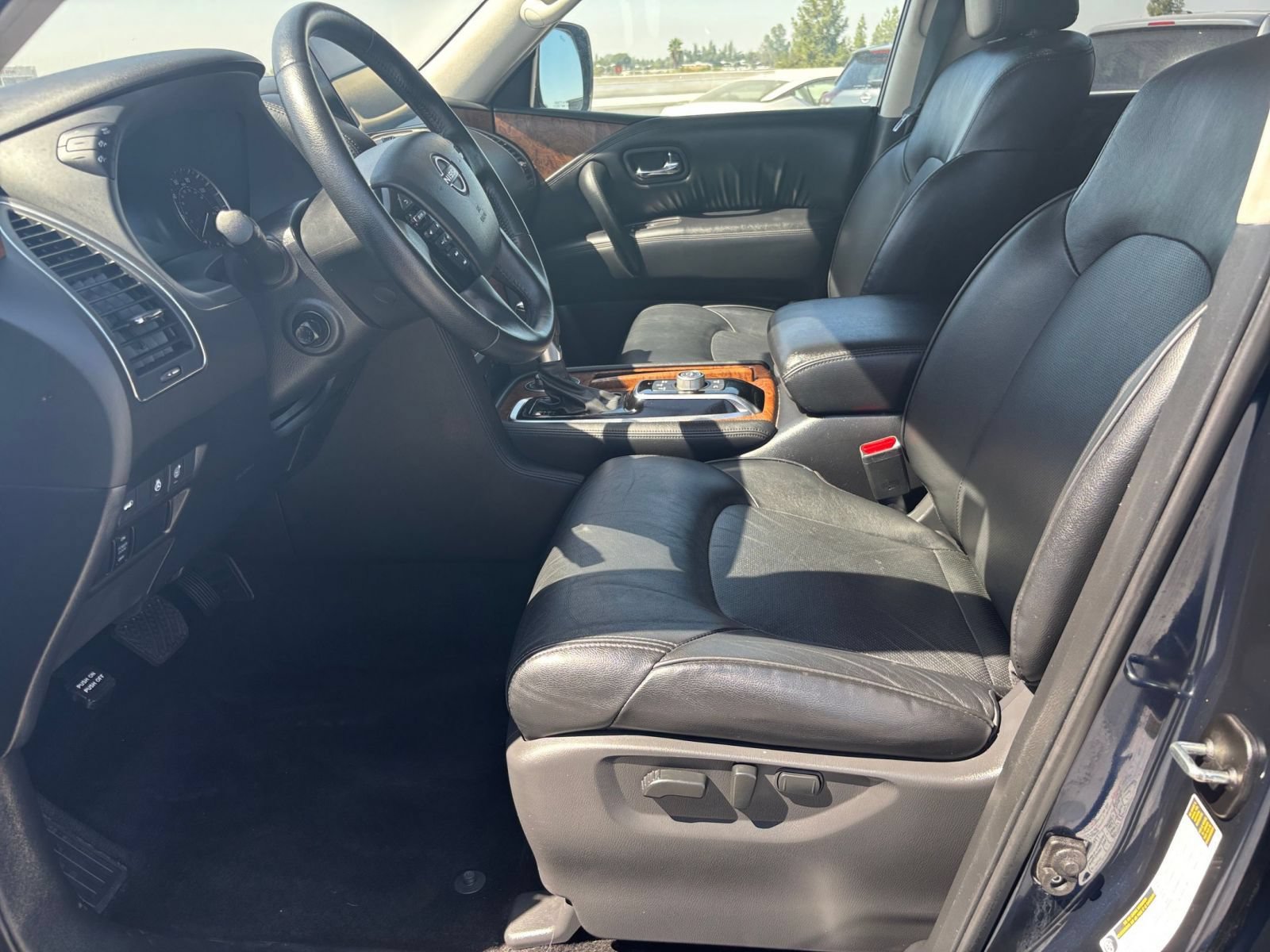 Used 2024 Nissan Armada SL AWD/4WD image 29