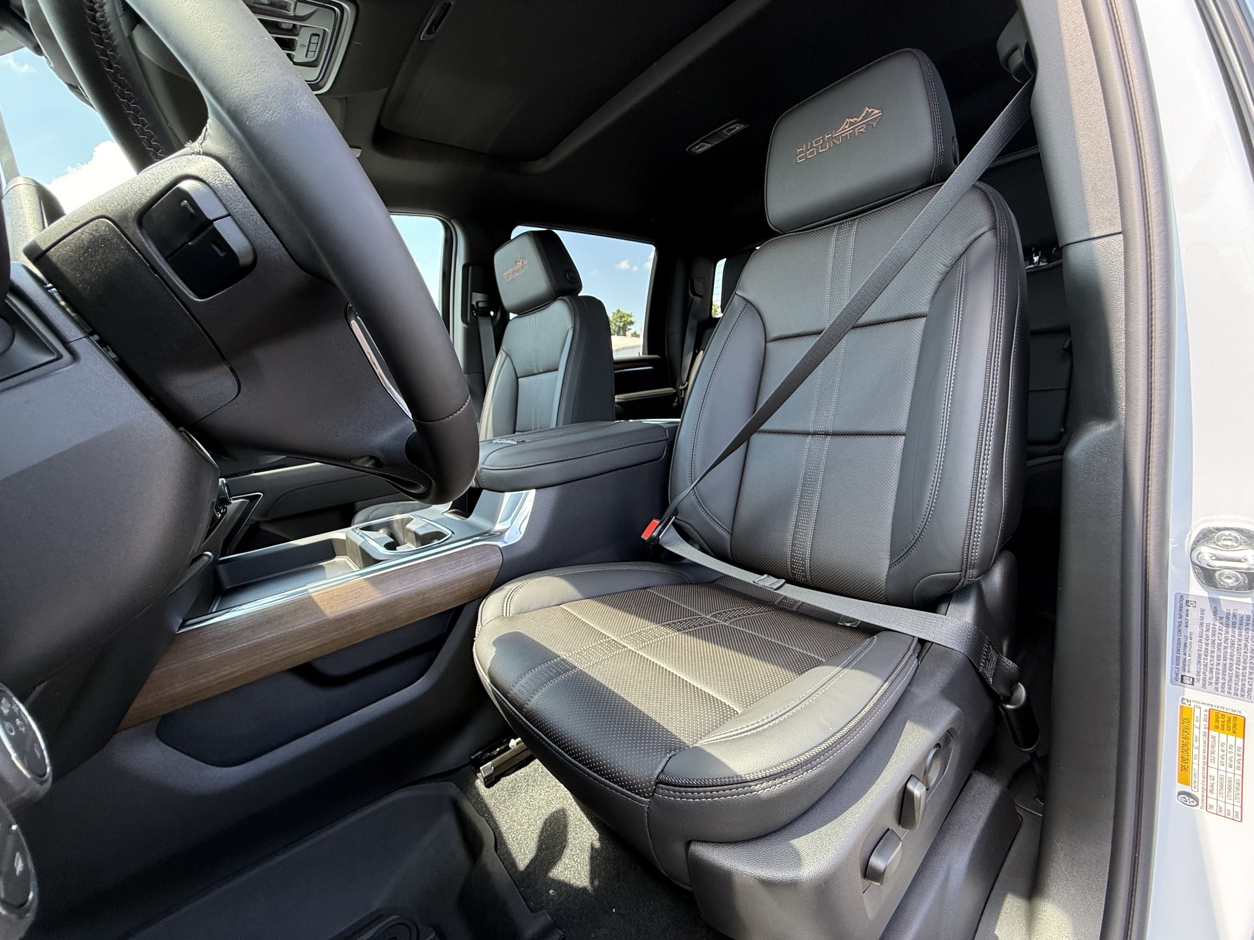 New 2026 Chevrolet Silverado 2500 High Country w/ High Country Premium Package AWD/4WD image 16